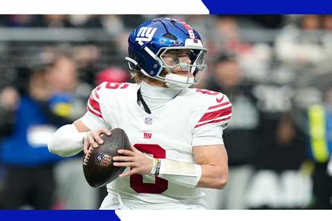 NY Giants drop their 2026 schedule. Get tickets to see Jaxson Dart at MetLife