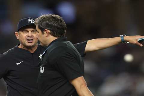 Aaron Boone ejected in fiery scene after controversial call with ‘savages in the f–king box’ umpire