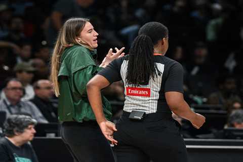 Sabrina Ionescu sits out as Liberty star works way back from injury after first start