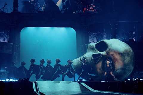 Lady Gaga Sets Midyear Boxscore Record on The Mayhem Ball With $236M Gross