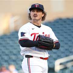 Target this pair of slow-throwing pitchers to boost stolen bases for your fantasy baseball team