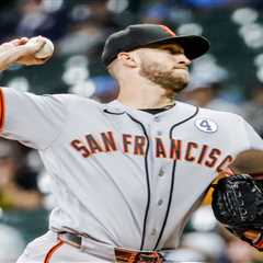 Giants change by-committee approach, name closer instead of keeping ‘organized chaos’