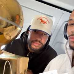 Air traffic controllers fanboy over Knicks’ Finals win as champions enjoy scenic flight home:..