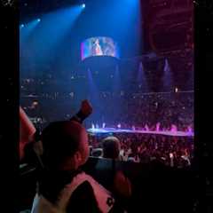 'Wicked' Child Actress Cesily Collette Taylor Fangirls at Ariana Grande Concert
