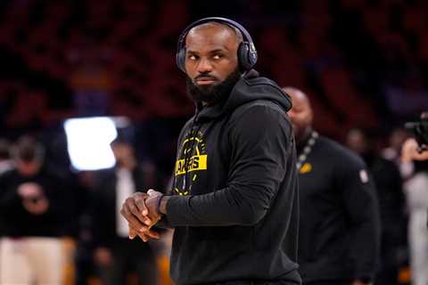 Warriors emerge as ‘live’ landing spot for LeBron James with Lakers future uncertain