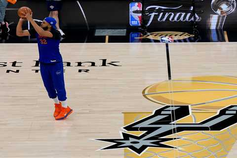 bet365 bonus code: Bet $10, get $200 in bonus bets for Knicks vs. Spurs Game 1