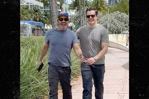 Andy Cohen and Kevin Sobieski Get Handsy in Miami