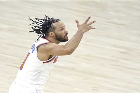Jalen Brunson’s heroics carry Knicks to thrilling Game 1 win over Spurs in NBA Finals