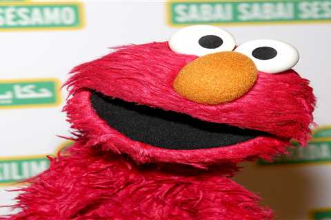 Elmo’s NBA Finals neutrality draws ire of Knicks fans: ‘Not rocking with you’