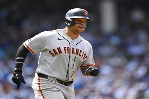 Giants bullpen falters late as three-game winning streak snapped