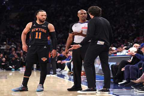 Hawks give Quin Snyder contract extension after being last team to beat Knicks