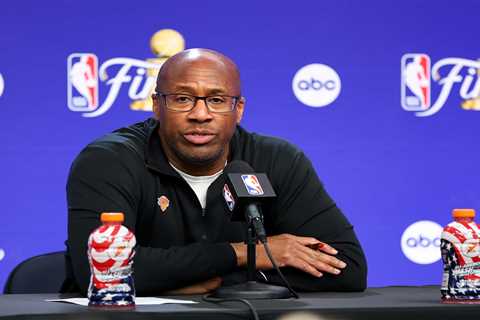 What ESPN star ‘suspects’ happened before Mike Brown’s angry NBA Finals officiating rant