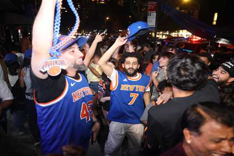 Knicks fans appear set to take over San Antonio for NBA Finals Game 5
