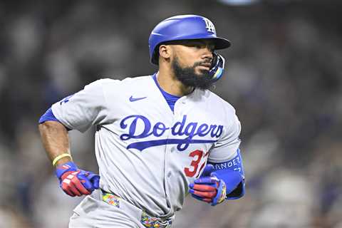 Teoscar Hernández nears Dodgers return; Tyler Glasnow still ‘not doing anything’