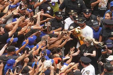 Striking Jalen Brunson image reveals insane love fans have for NBA finals MVP at championship parade