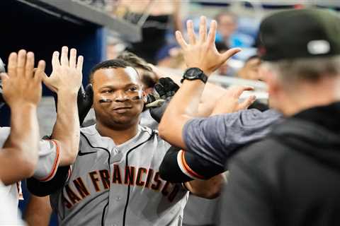 Giants’ bullpen blows chance at first four-game winning streak in loss to Marlins