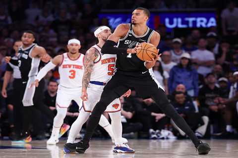 Knicks guard calls out Victor Wembanyama for not shaking hands after NBA Finals