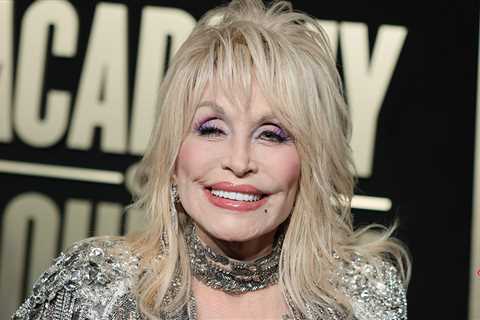 Dolly Parton Makes Surprise Appearance Amid Health Scares