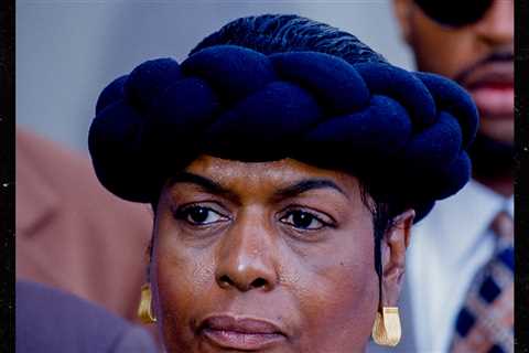 Nation of Islam Leader Louis Farrakhan's Wife, Khadijah, Dead at 90
