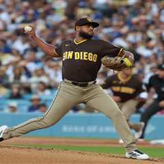 Padres’ Randy Vasquez suffers medical emergency at Dodger Stadium