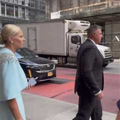 Mike Vrabel and wife head to Taylor Swift, Travis Kelce wedding