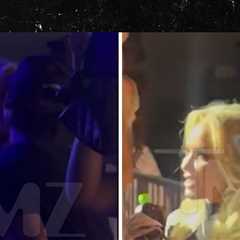 Bunnie XO Making Out With Reality Star in Jelly Roll's Nashville Bar, on Video
