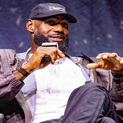 LeBron James sends thank you message to Lakers ahead of big decision