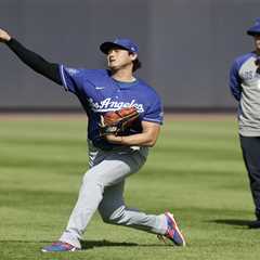 Shohei Ohtani throws Dodgers bullpen session in ‘big sign’ for knee injury recovery