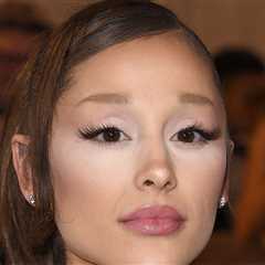 Ariana Grande Sues Hackers Over Leaked Music, Photos and Videos