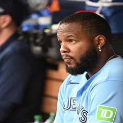 Vladimir Guerrero Jr. leaves game with hamstring injury in potential Blue Jays nightmare