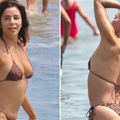 Eva Longoria Shows Off Sexy Bikini Body in Mediterranean Sea
