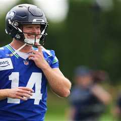 NFL passing yards leader odds, prediction: Can Sam Darnold be the league’s top QB?
