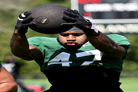 Ex-Jets star Bryce Huff reveals why he retired from NFL at 27