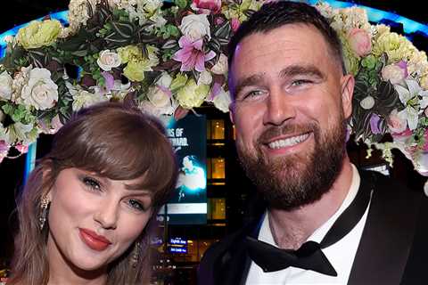 Taylor Swift's Aunt Has Loose Lips About Ceremony in Taxi Leaving MSG, On Video