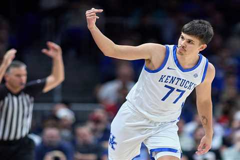 Former Kentucky guard Kerr Kriisa allegedly promised to sell his organs as part of $2.2 million..