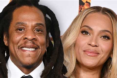 Beyoncé Cuts Jay-Z's Hair in Opening Night of 'Reasonable Doubt' 30th Anniversary Shows