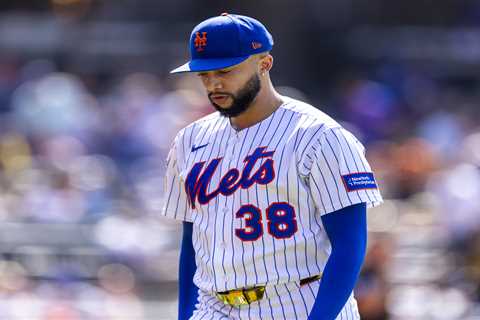 Francisco Lindor’s error costs Mets in disastrous ninth as Red Sox rally to complete sweep