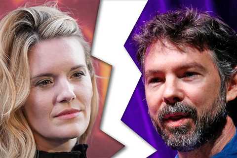 'Lost' Actress Maggie Grace Secretly Filed for Divorce From Husband