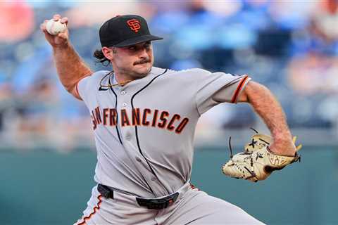 Giants walked off in heartbreaking fashion by Royals as historically bad season continues