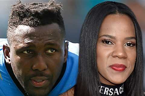 Former NFL Star Thomas Davis' Ex-Wife Cuts Deal in Assault Case