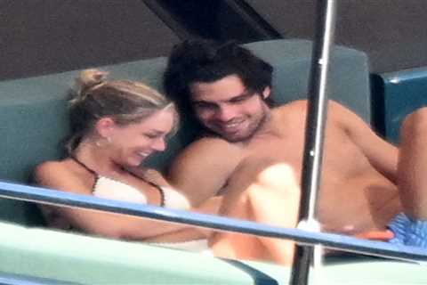 Carlos Alcaraz photographed with stunning gal pal on yacht as identity confirmed
