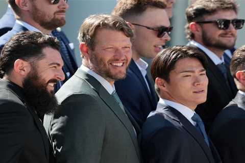 Dodgers legend Clayton Kershaw was the surprise star of White House ceremony