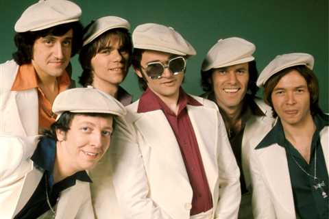 Tony Thorpe, Guitarist & Songwriter for Glam Rockers The Rubettes, Dies at 80
