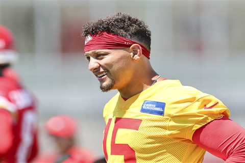 Patrick Mahomes gets fully cleared for training camp in enormous Chiefs boost