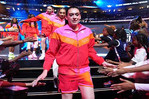 Breanna Stewart puts on GM hat as Liberty face pivotal WNBA trade deadline
