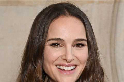 Natalie Portman Reveals Bump For Baby No. 3