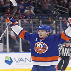 NHL 2026-27 odds, predictions: Fade the Islanders in Matthew Schaefer’s second season