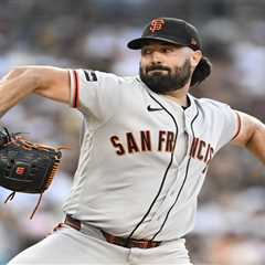 Giants finalizing deal that sends Robbie Ray to Padres ahead of MLB trade deadline