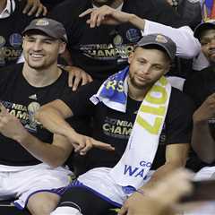 Warriors legends get into vicious social media beef over Kevin Durant comments