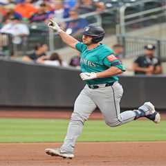 Yankees sign Mitch Garver after whiffing on catchers at trade deadline